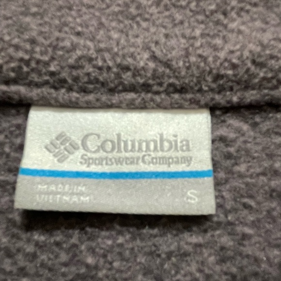 SOLD🚨Columbia EUC Zipper Jacket in Lilac/Grey (S) - Picture 6 of 14